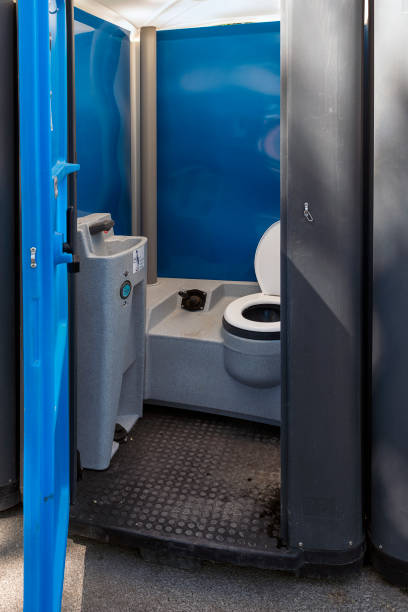 Portable Toilet Options We Offer in Claremont, NC